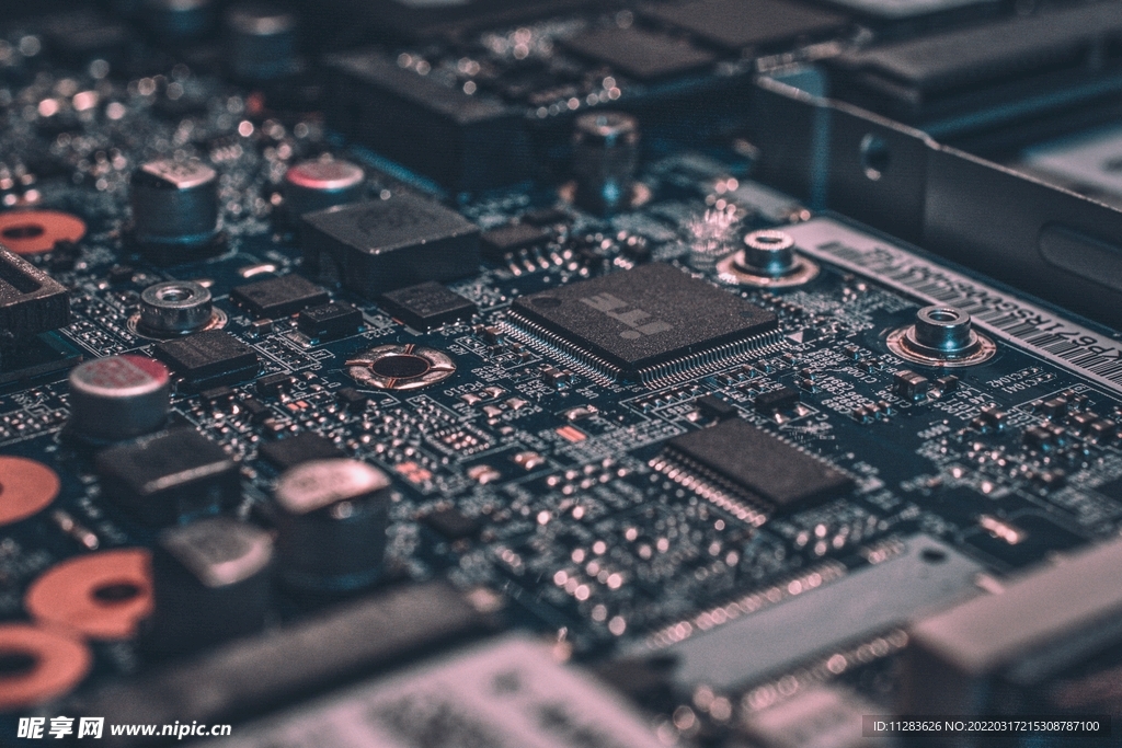 集成電路高清設(shè)計圖 數(shù)碼產(chǎn)品研發(fā)的核心引擎